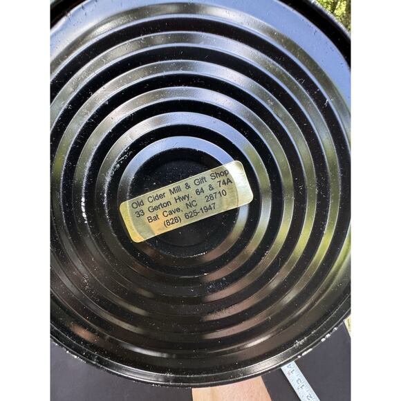 Beautifully Hand Painted Tea Kettle Pot Folk Art Farm Barn Rustic Bar Cave NC - Picture 9 of 12